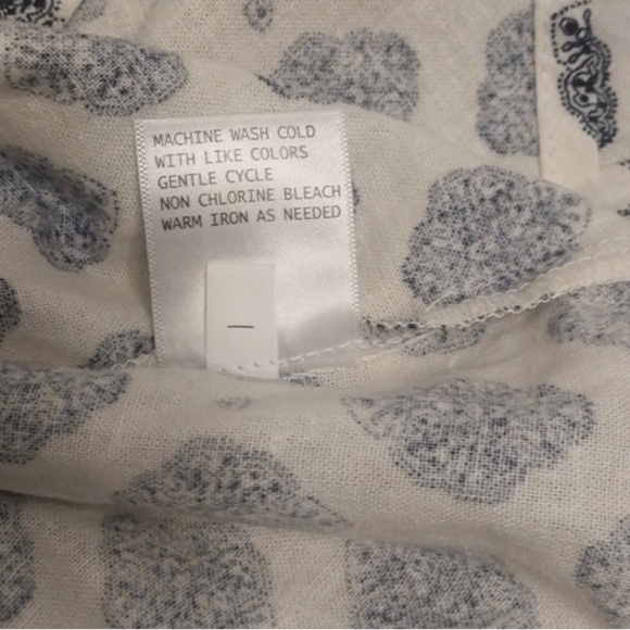 St Tropez West Navy Blue and White Cap Sleeve Pull On Top Size M - Picture 6 of 6